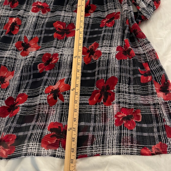 Floral Plaid Smocked Long Sleeve Dress - Picture 9 of 9